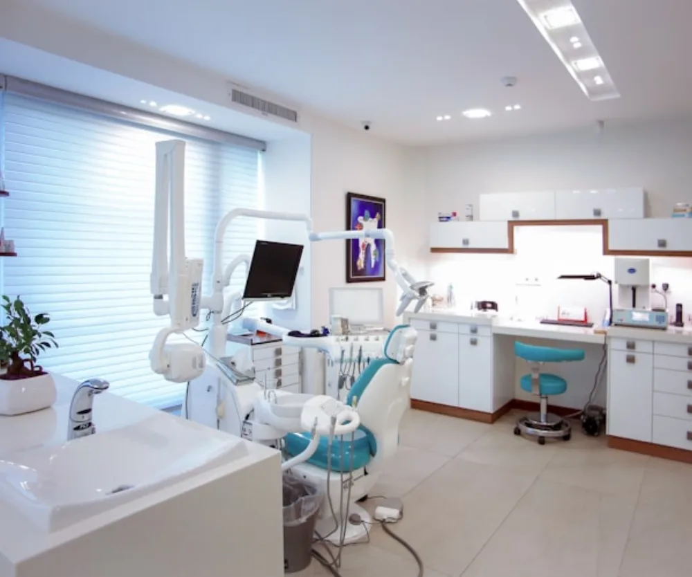 Studio odontoiatrico moderno